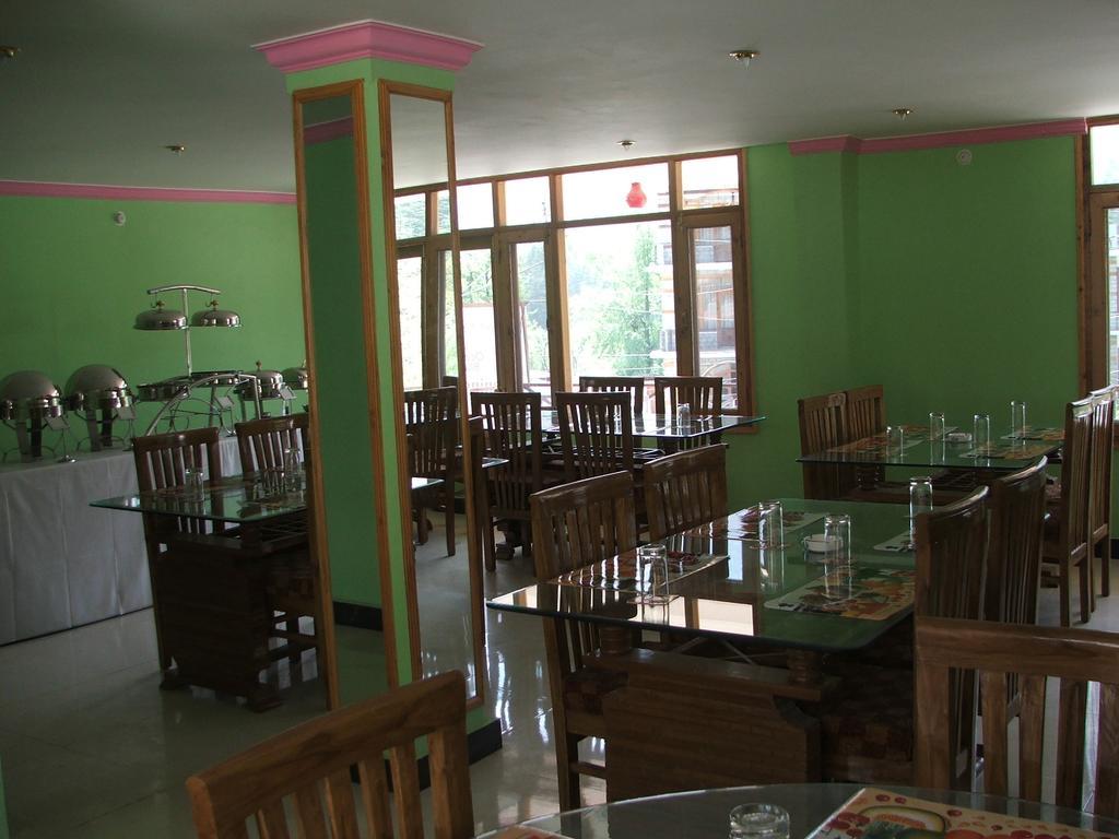 Hotel Ocean Blue Manali — Photos 1